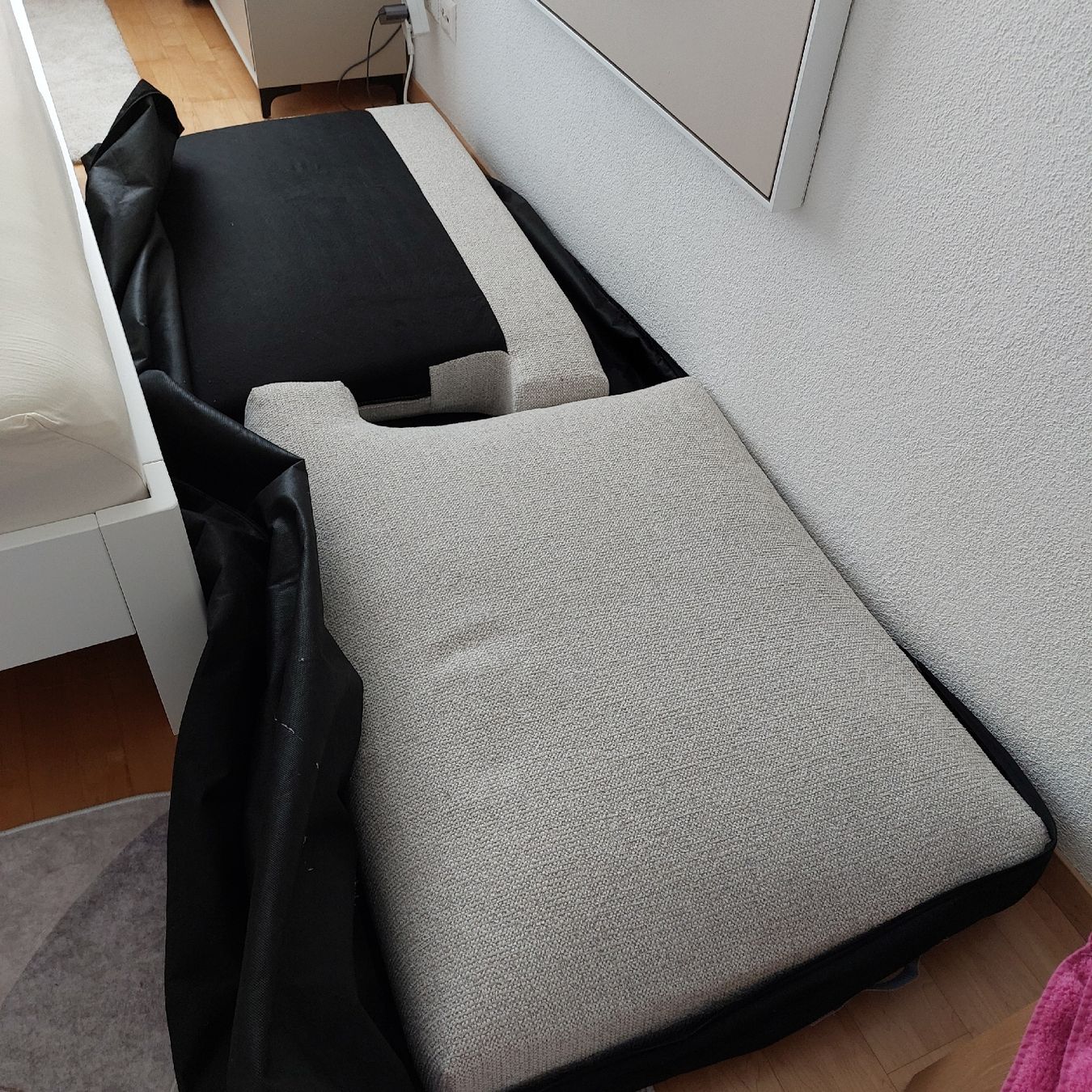 Divani: 3er Sofa micasa beige 4 Mt.alt – Nuovo (secondo la descrizione) da St. Gallen venduto da ostschweiz123 4