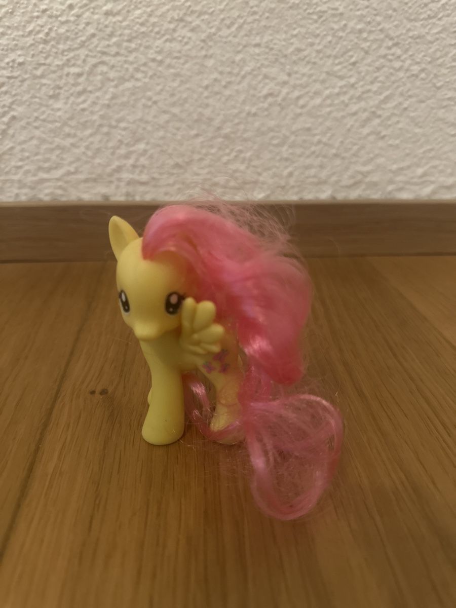 Hasbro Statuette: My Little Pony Set und Accessoires – Usato da Wettswil venduto da ann_cdf7 3