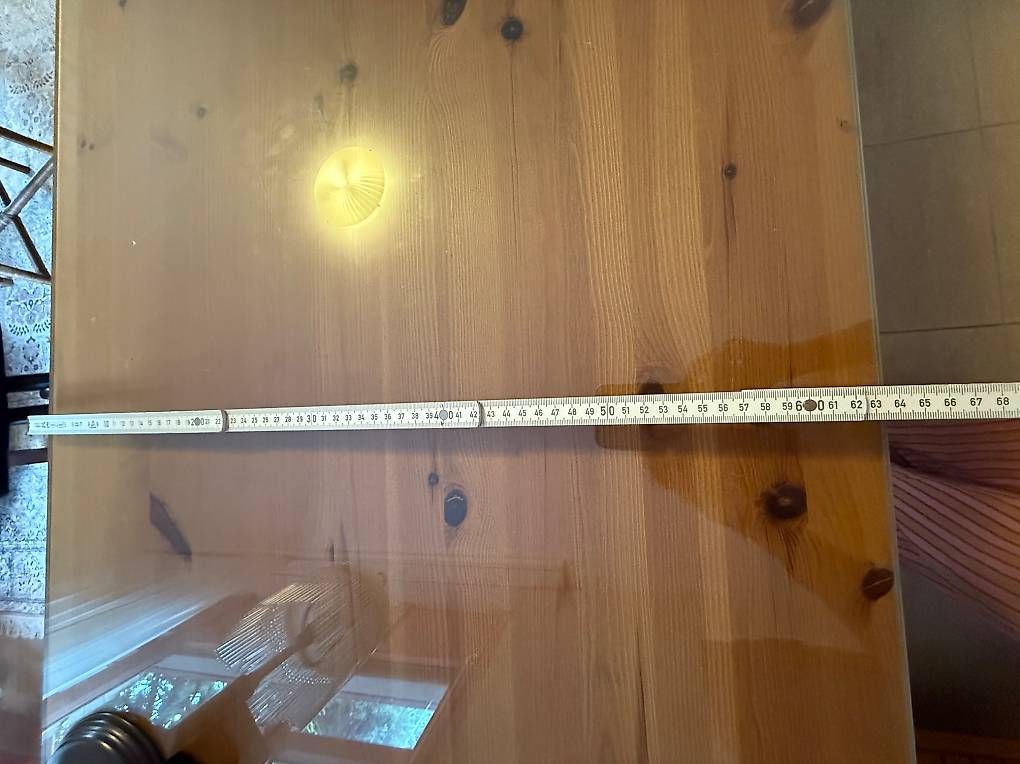 Scrivanie: Holz Schreibtisch mit Glasplatte – Usato da Fribourg venduto da 1thaila 3
