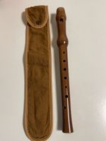 Blockflöte aus Holz mit Etui 31 cm.