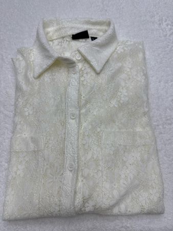 Chemise à manches longues en dentelle blanche Pieces Taille