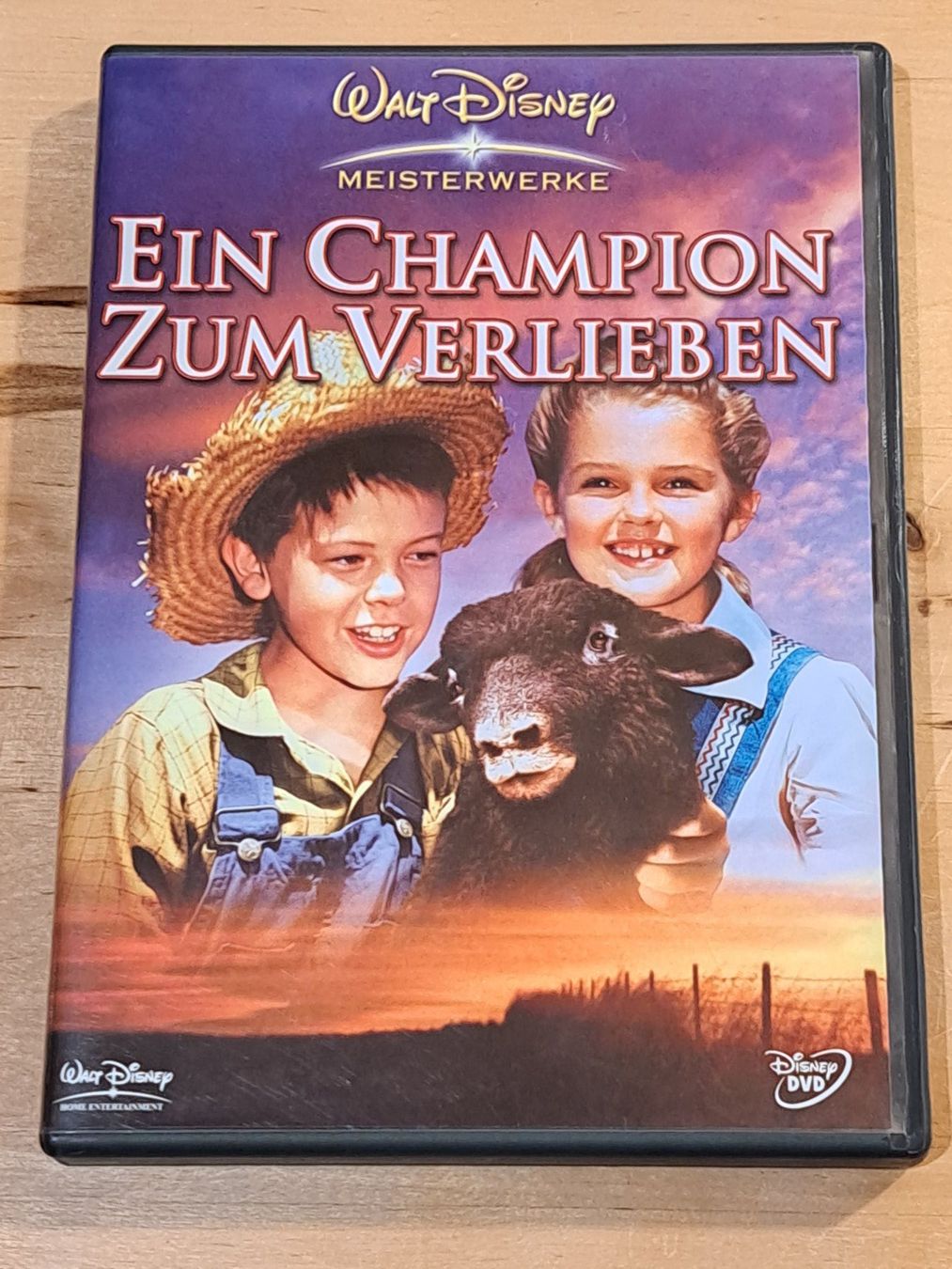 Tutti i DVDs: DVD Ein Champion zum Verlieben, Walt Disney – Usato da Unterseen venduto da Kanica