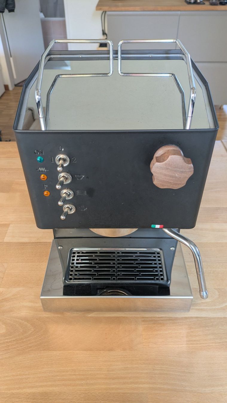Quick Mill Kaffeemaschinen & Espressomaschinen: Quick Mill 04100 Pippa Nera Siebträgermaschine – Gebraucht aus Schlieren von mst77