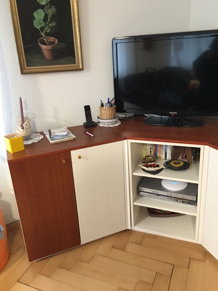 Mobili TV: Wohnzimmer Möbel – Usato da Schwyz venduto da Francesca54 2