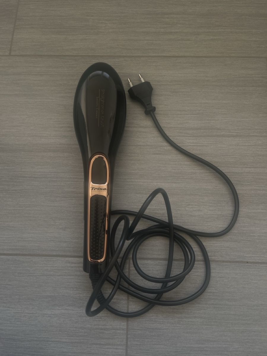 Trisa Autres soins des cheveux: Trisa Straightener Brush – D'occasion à Kerzers par sar_rtk6