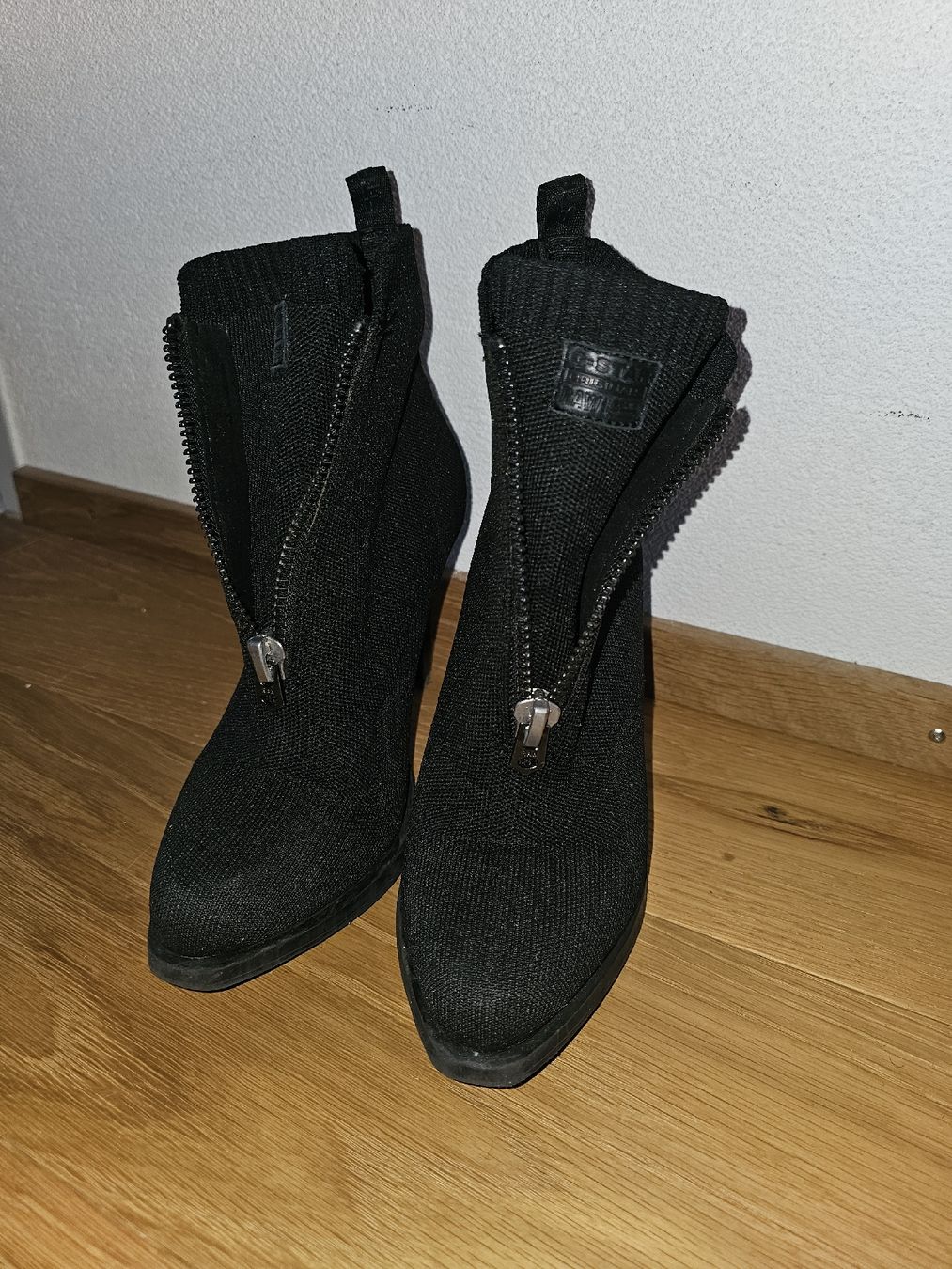 G-Star Scarpe da donna: G-Star Raw High Heels 38 – Usato da Samstagern venduto da Octopussycat 2