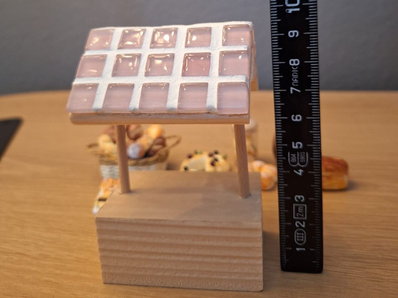 Case e mobili per bambole: Puppenhaus Marktstand – Nuovo (secondo la descrizione) da Zürich venduto da HandmadeTinyFood 2