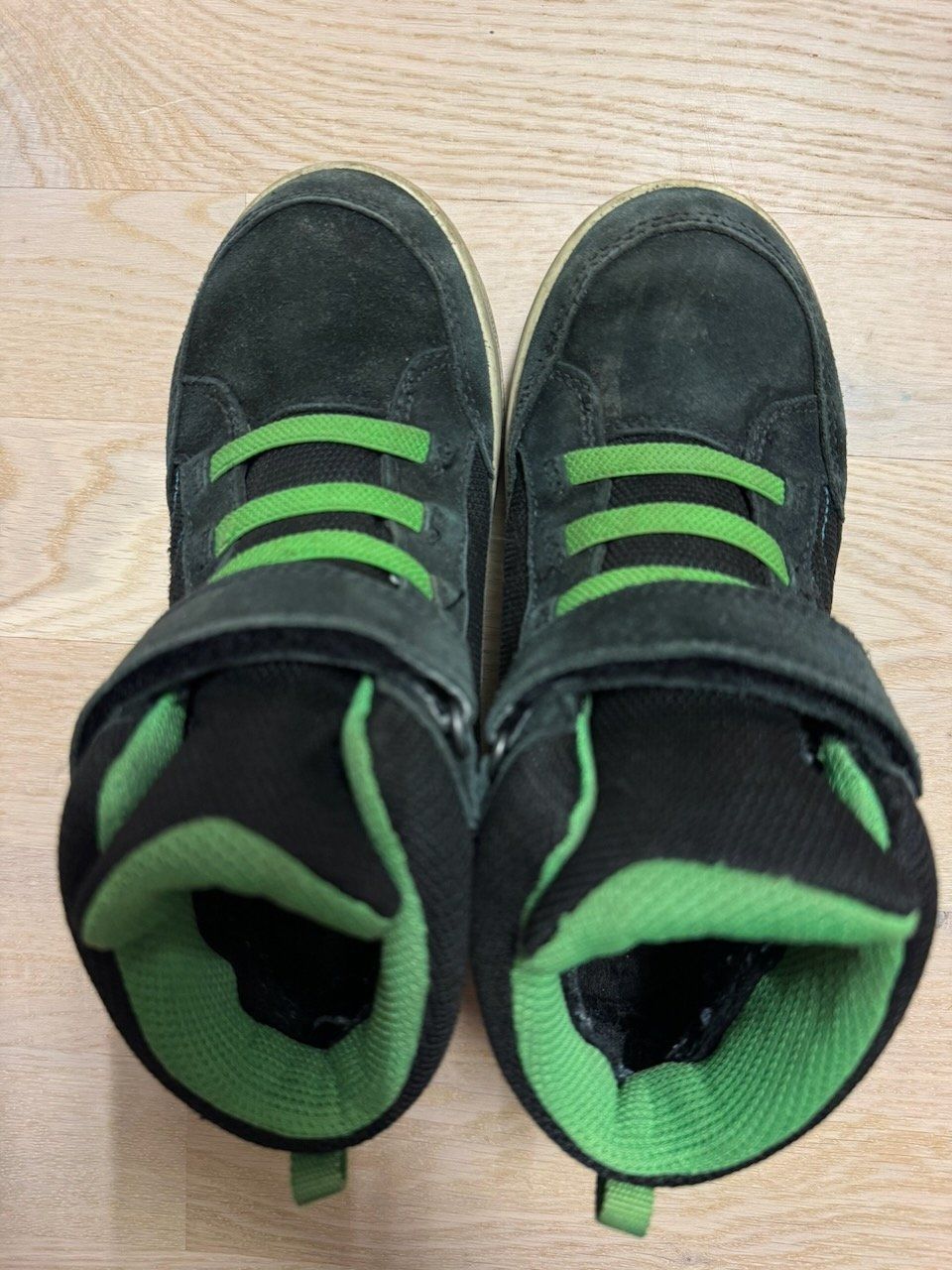 Ecco Scarpe per ragazzi: Tolle Ecco Winterschuhe mit Goretex (Grösse 34) – Usato da Zürich venduto da 0parker0 1