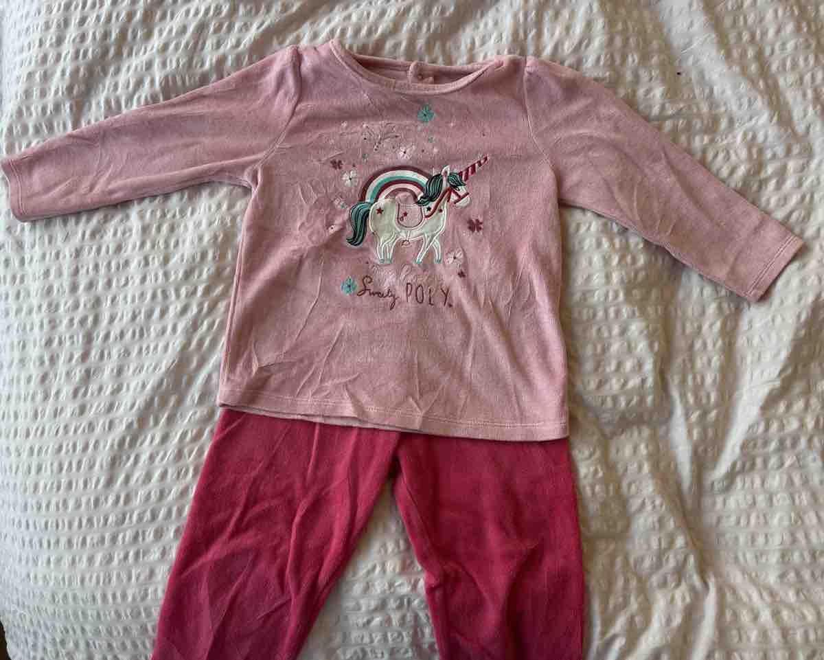 Pigiama & Simili: Pyjama  fille taille 98 – Usato da Baar nendaz venduto da min_n5tw 1