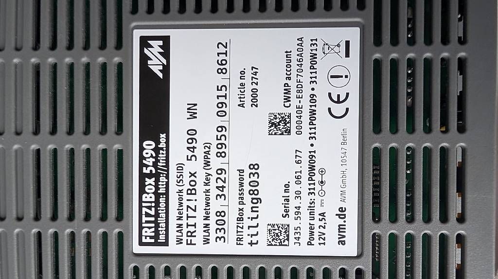 Fritz Modem & Router: FRITZ!Box 5490 init7 – Usato da Zürich venduto da dominik335 1