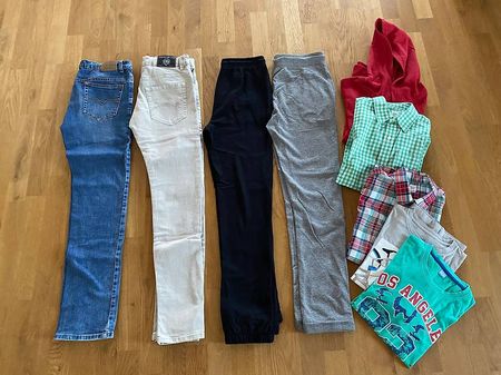 Kleider-Paket in Top Zustand, Gr.164