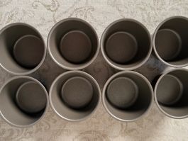 8 Muffinformen braun beschichtet gebraucht guter Zustand
