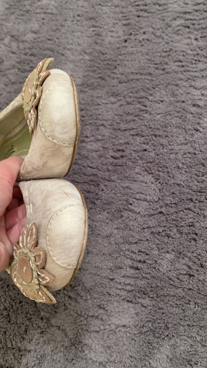 Scarpe da donna: Schöner Ballerina beige Gr. 37 – Usato da Walenstadt venduto da Smokyboy 2