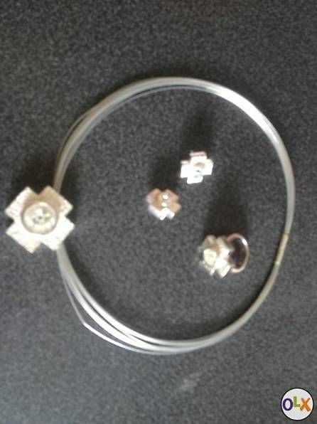 Altri gioielli: Modeschmuck 5-teilig von Arabella – Usato da Füllinsdorf venduto da sbsbie 2