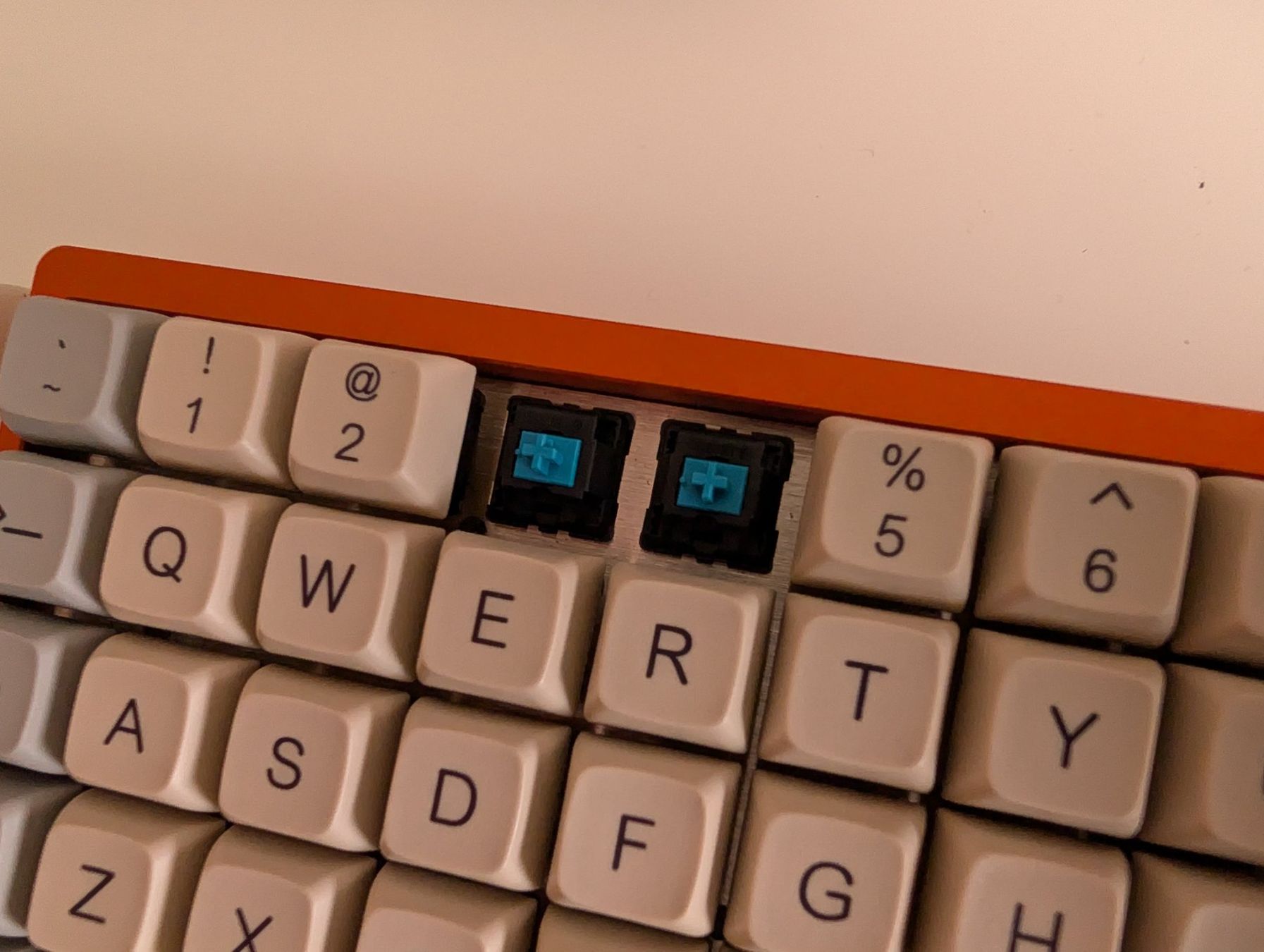 Tastiere: Custom Ortholinear Keyboard - Preonic - Cherry MX Blue – Usato da Rüschlikon venduto da Puertecillo 1