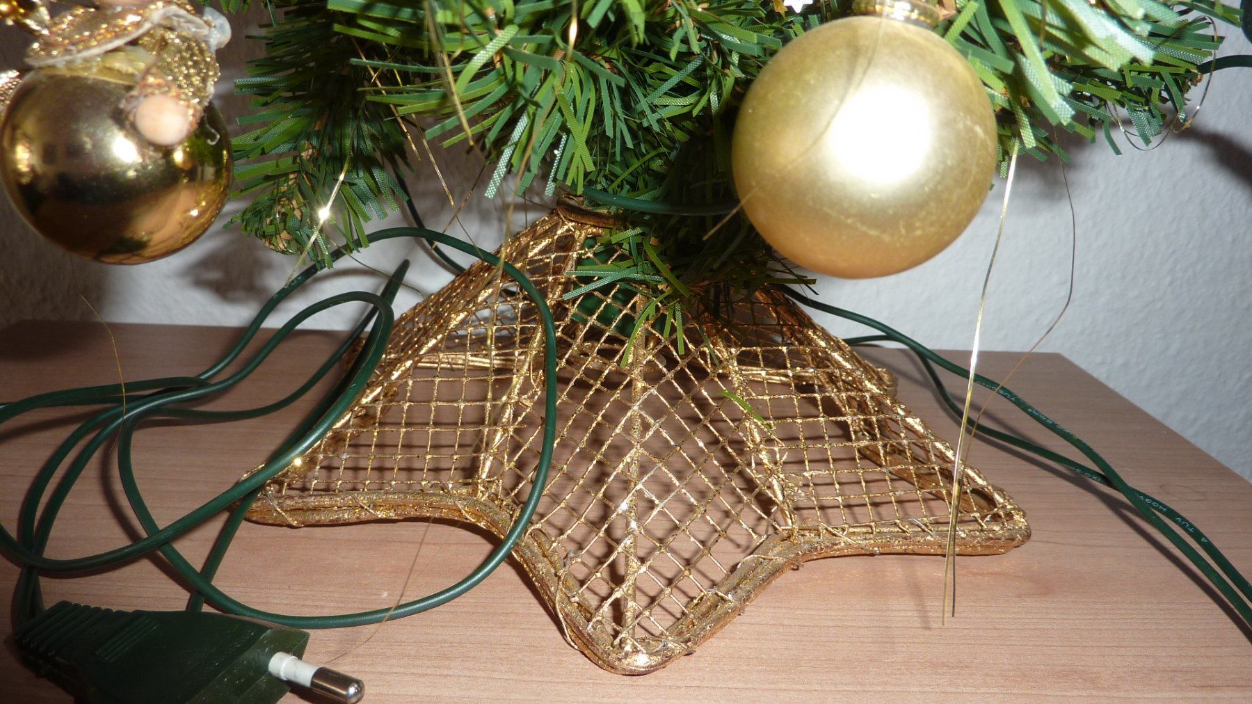 Globus Alle Dekorationen: eleckterischer weihnachtsbaum – Neu (gemäss Beschreibung) aus Füllinsdorf von pmarkus 3