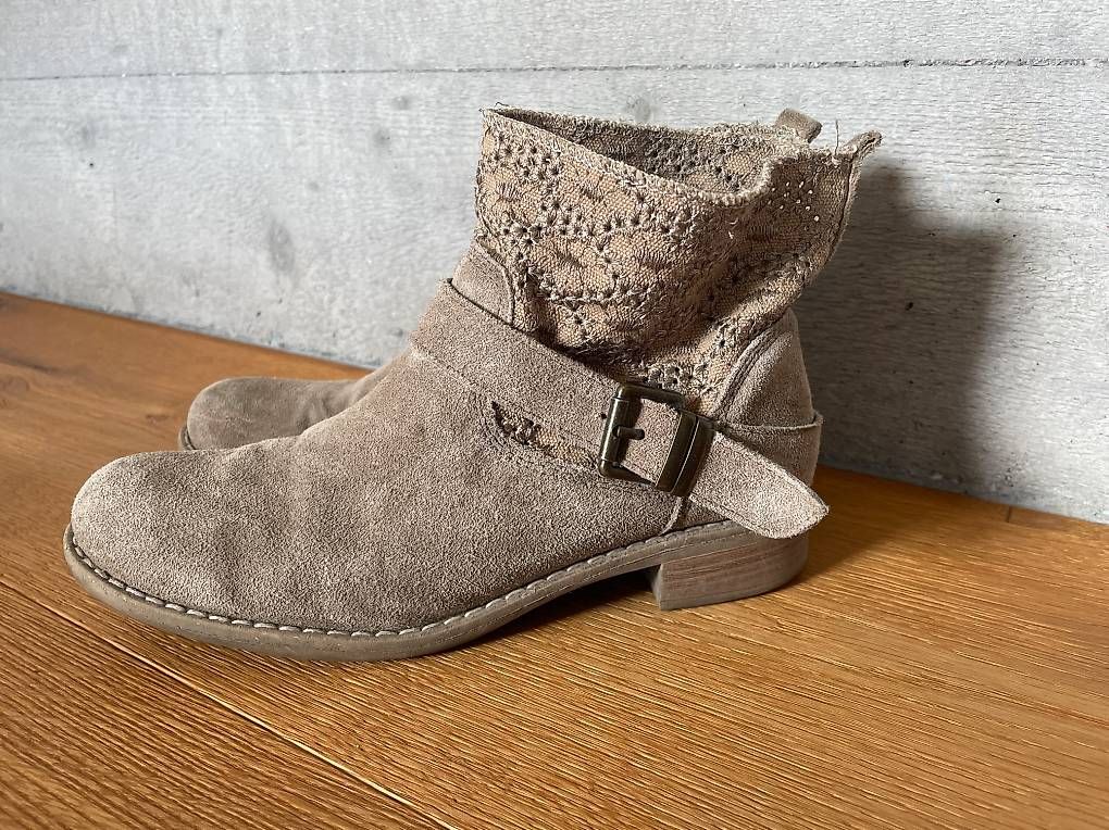 Scarpe da donna: Stiefeletten Gr. 37 – Usato da Flims Dorf venduto da HB450