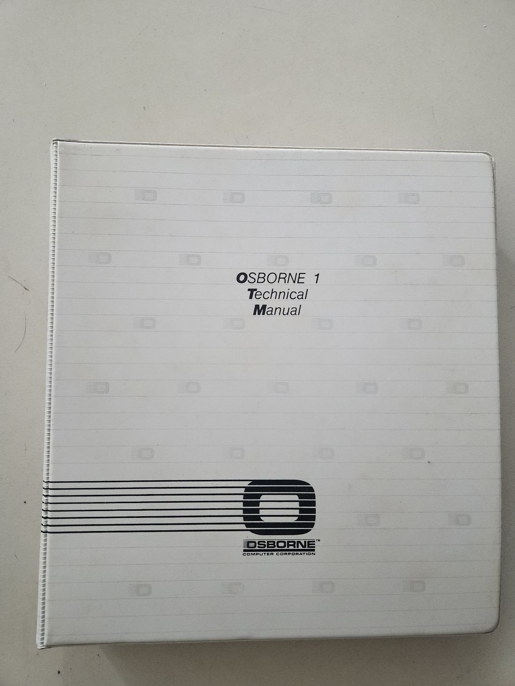 PC: Technical Manual Osborne 1 – Usato da Glattpark (Opfikon) venduto da Clori