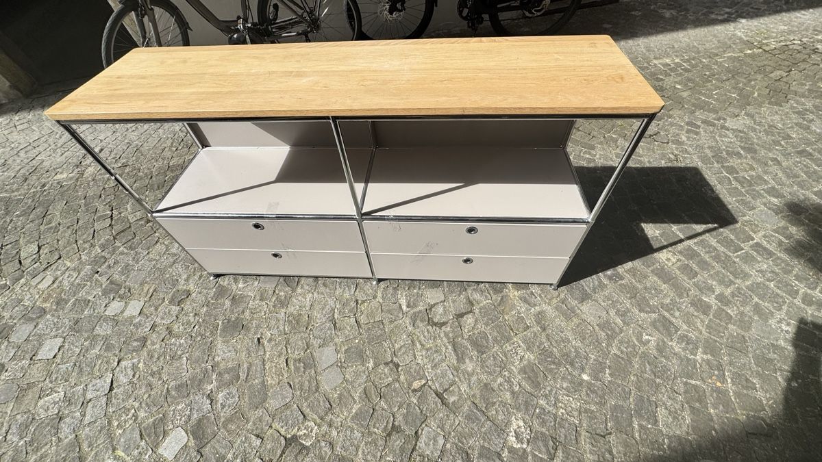 Kommoden: Sideboard mit 4 Schubladen, Interio – Gebraucht aus Biel/Bienne von f-baumgartner 1