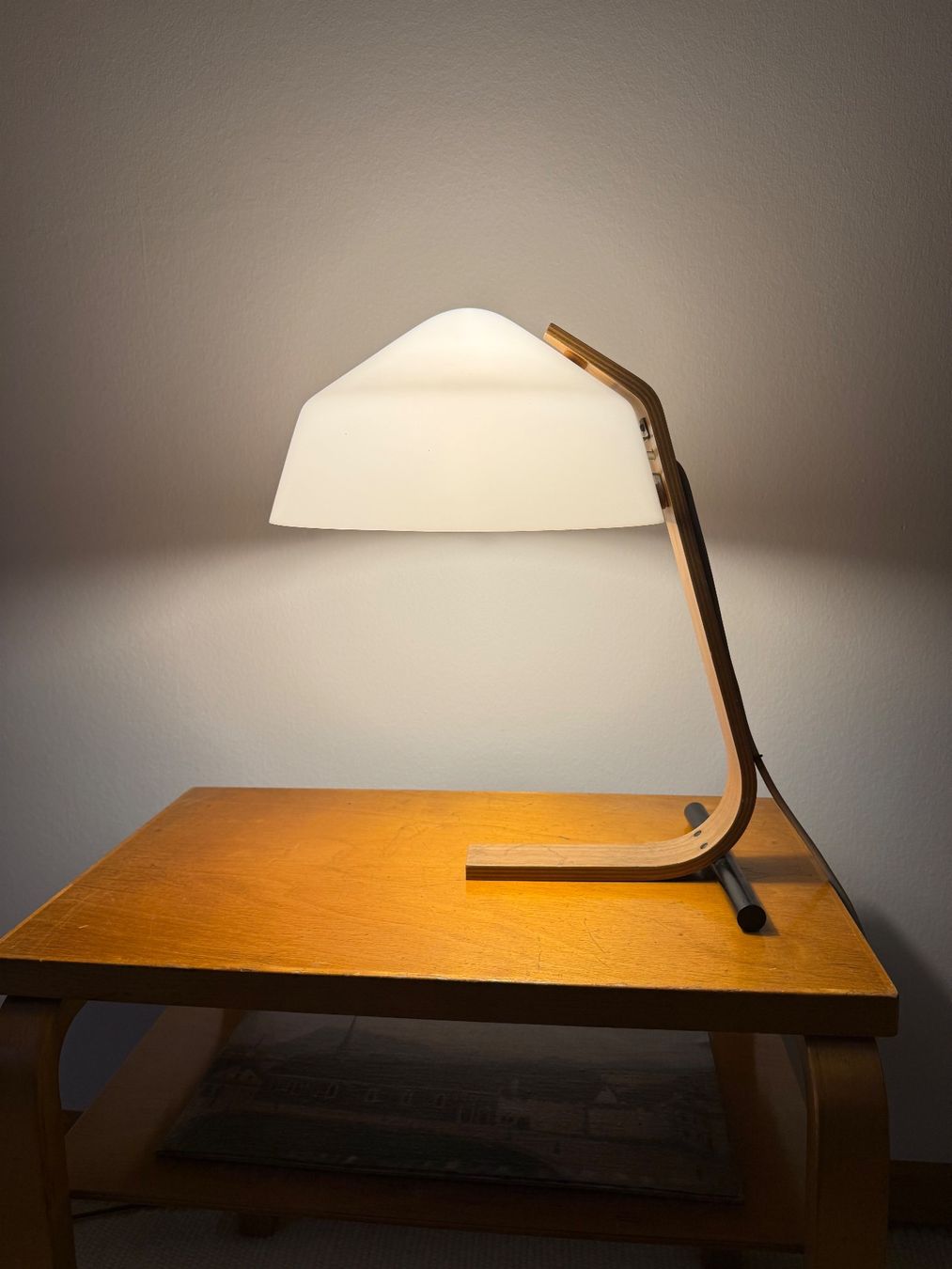 Temde Leuchten Lampade: Midcentury Tischlampe von Temde 60er – Usato da Luzern venduto da Mamutpe 2