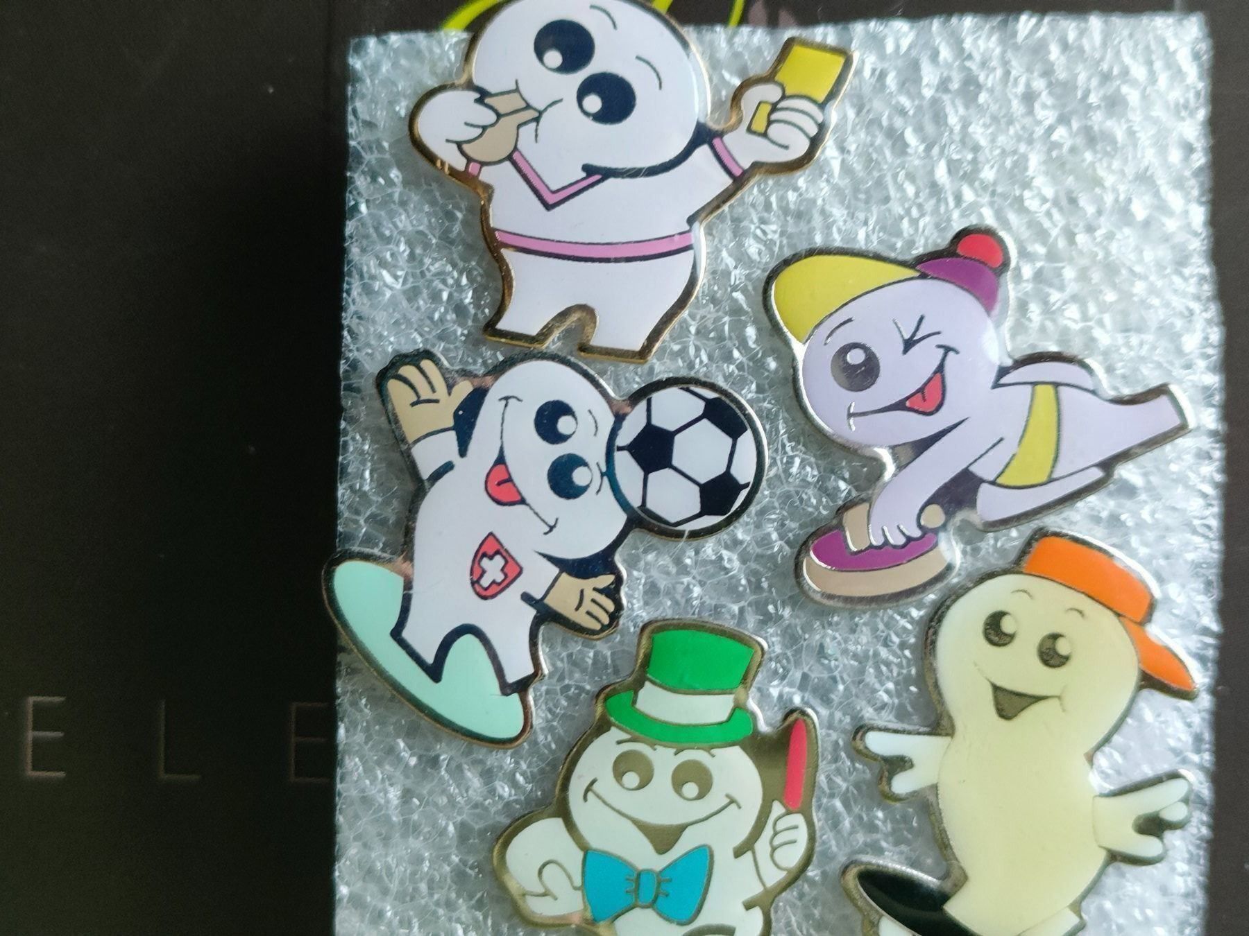 Placchette & Badge: Pin Steinfels Swiss Sport – Usato da Brugg AG venduto da Mashaba