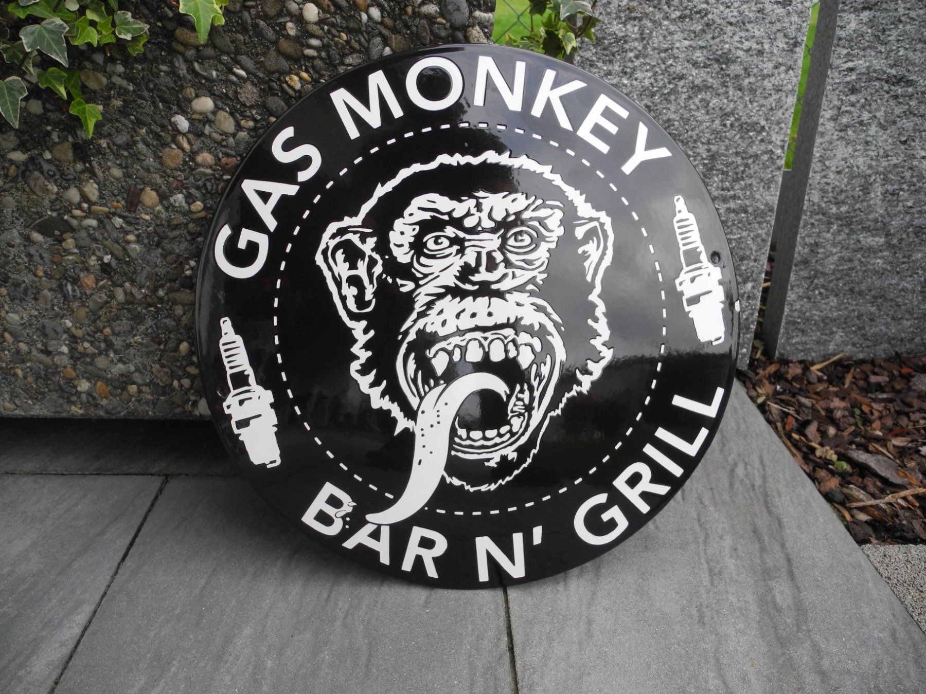 Schilder: GAS MONKEY  EMAILSCHILD – Neu (gemäss Beschreibung) aus Reinach AG von Huckleberrysix