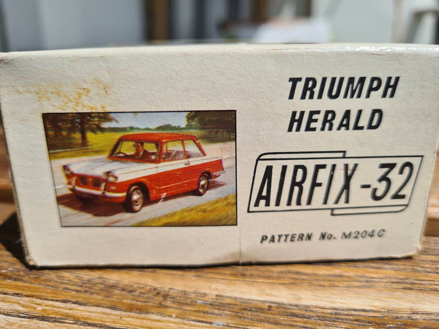 Triumph Modellini d'auto: AIRFIX 32 SCALE Triumph Herald – Usato da Basel venduto da Solarbebop 4