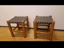 2 Hocker aus Mangoholz