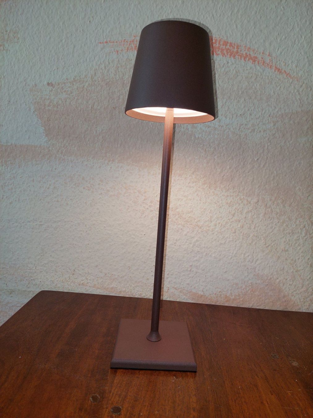 Lampen: LED Tischlampe aus Metall, stufenlos dimmbar – Neu (gemäss Beschreibung) aus Zürich von makimakimak 3
