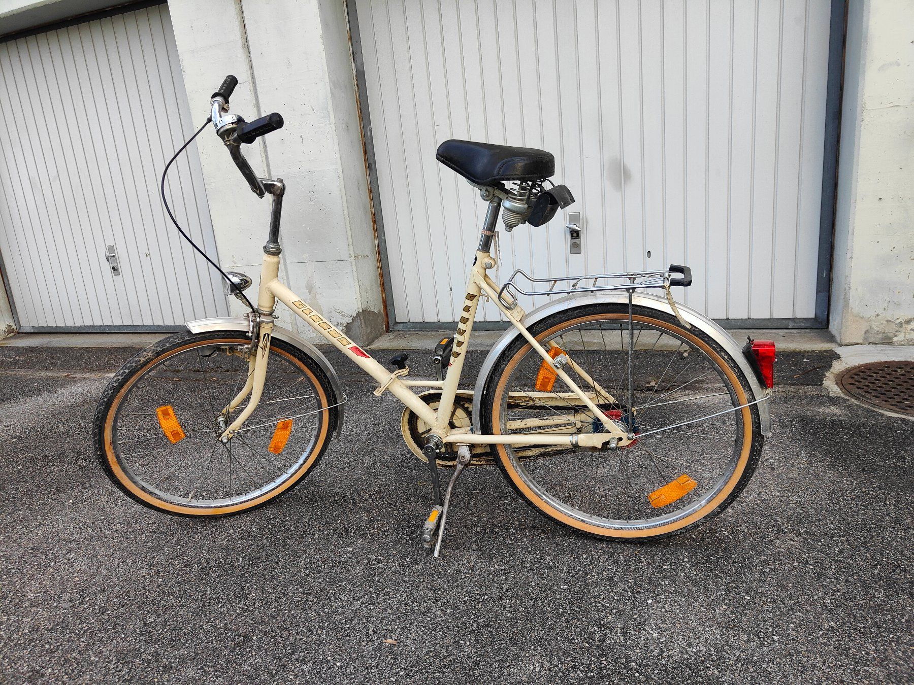 Velos: Antik Klappvelo, 24 Zoll DDR Fahrrad, eingang. – Gebraucht aus Studen BE von Paplo