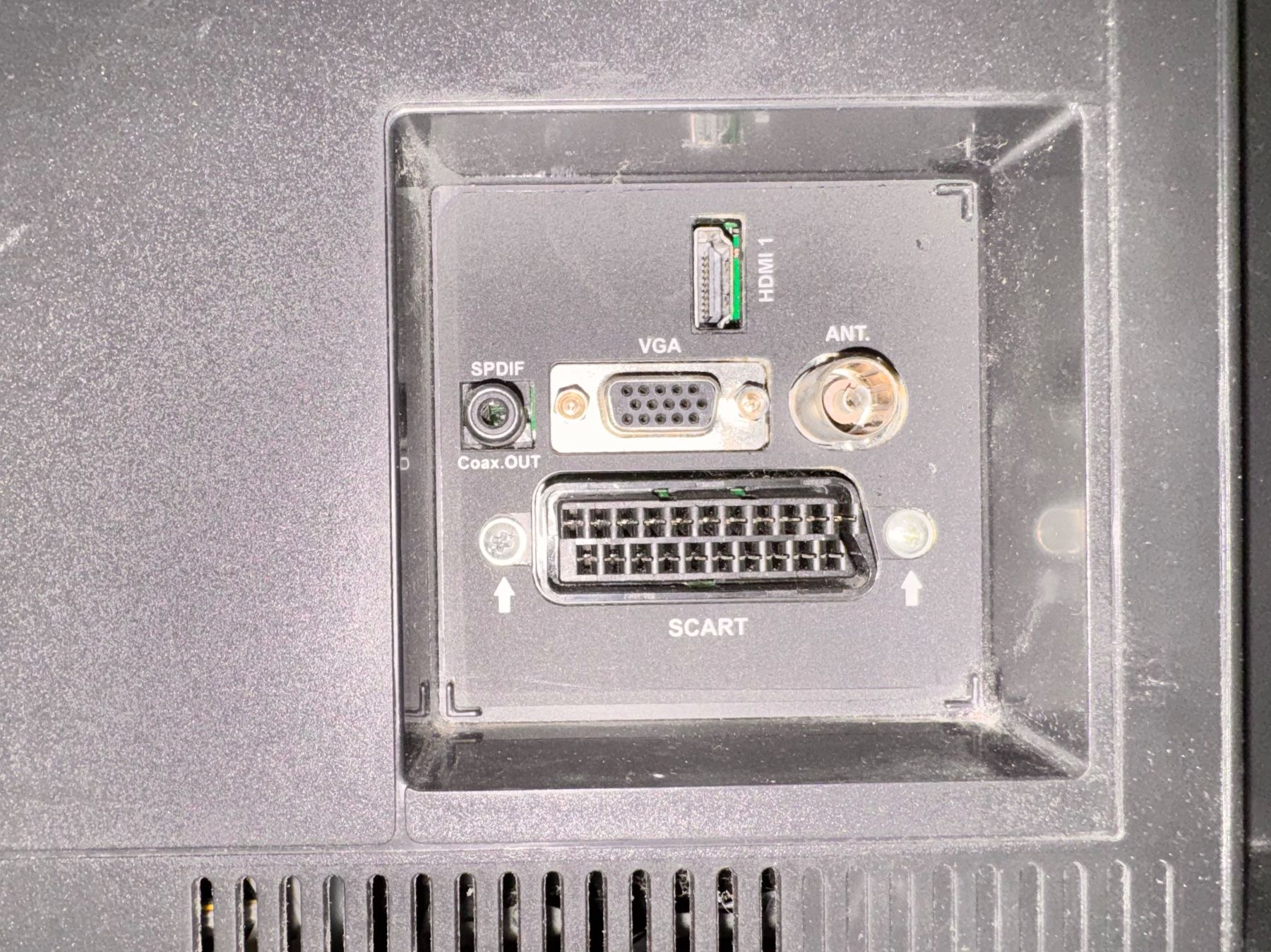 Fernseher: TechLine TL26LC741 – Gebraucht aus Hermetschwil-Staffeln von Mobile2013 5