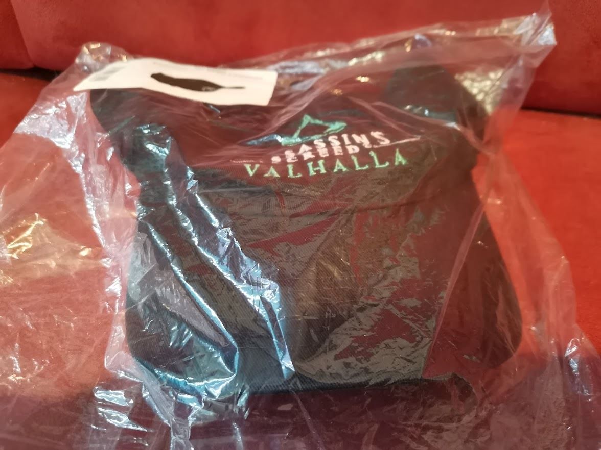 Copricapi, berretti & cappellini: Cap Assassin's Creed Valhalla – Nuovo (secondo la descrizione) da Zofingen venduto da noise123 1