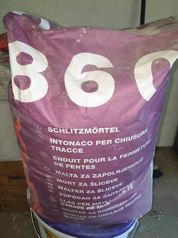 Tutti gli attrezzi: 1 neu Sack schlitz Mörtel 860 – Usato da Muhen venduto da Gsell4