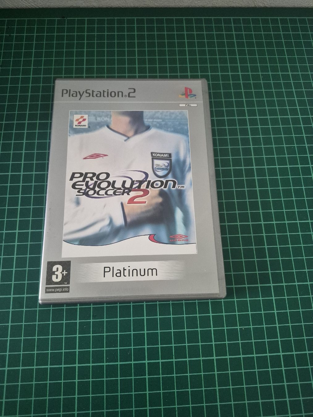 Sony Giochi: PlayStation 2 Pro Evolution Soccer 2 Platinum PES PS2 Game  – Usato da Meyrin venduto da Retro-GZ