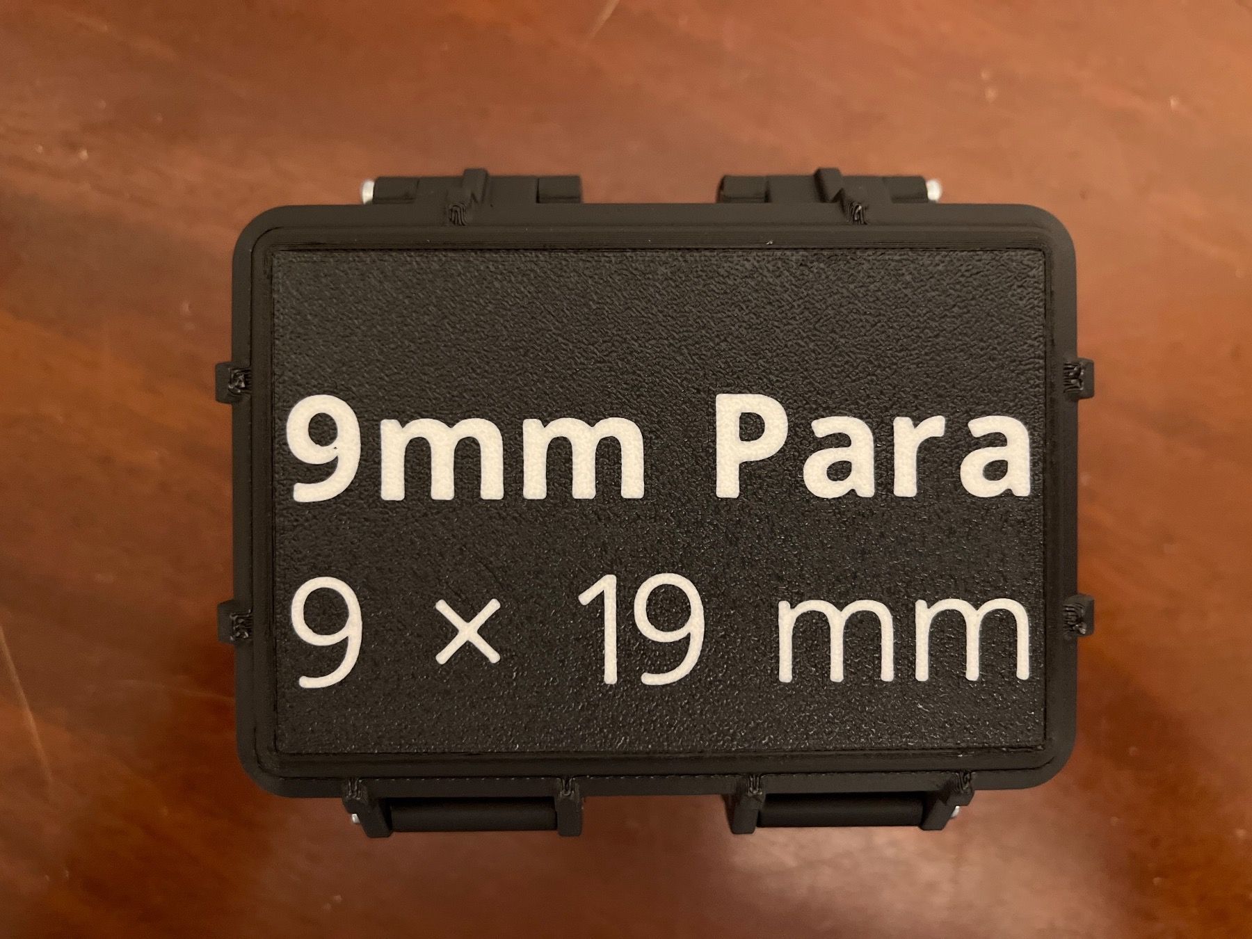 Attrezzatura & Pezzi di ricambio: Boîte pour munition 9mm – Nuovo (secondo la descrizione) da Thônex venduto da Asi0