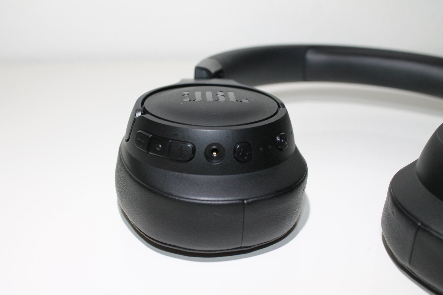 JBL Cuffie: JBL Tune 750BTNC kopfhörer Bluetooth – Usato da Basel venduto da David25 1