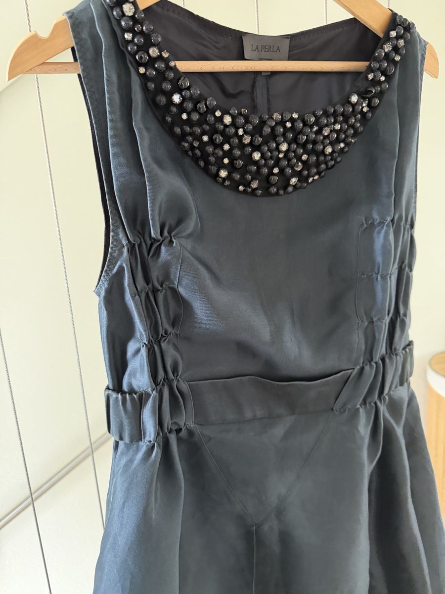 Vestiti: Le Perla blaue Seidenkleid Größe M – Difettoso da Belp venduto da Aliya 2