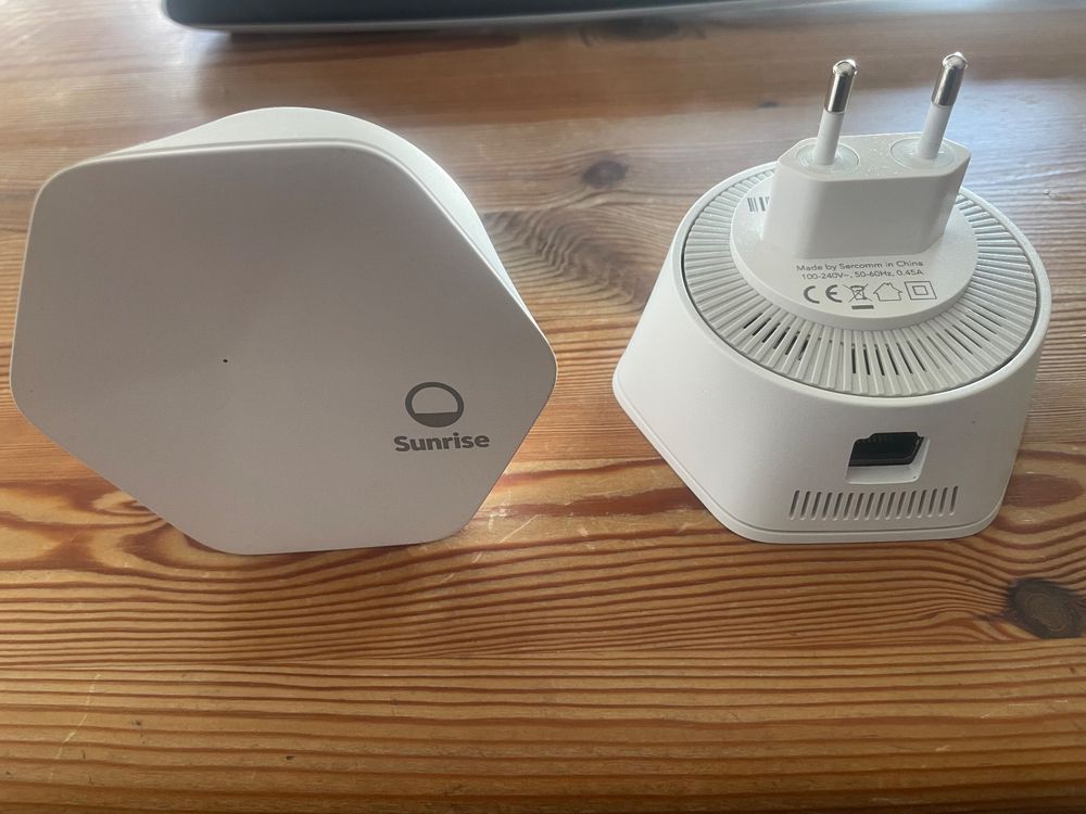 2 Stück Sunrise Connect Pod WiFi Verstärker (Gebraucht) in St. Gallenkappel  für CHF 86 – mit Lieferung auf Ricardo kaufen