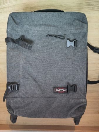 Reisekoffer EastPak grau