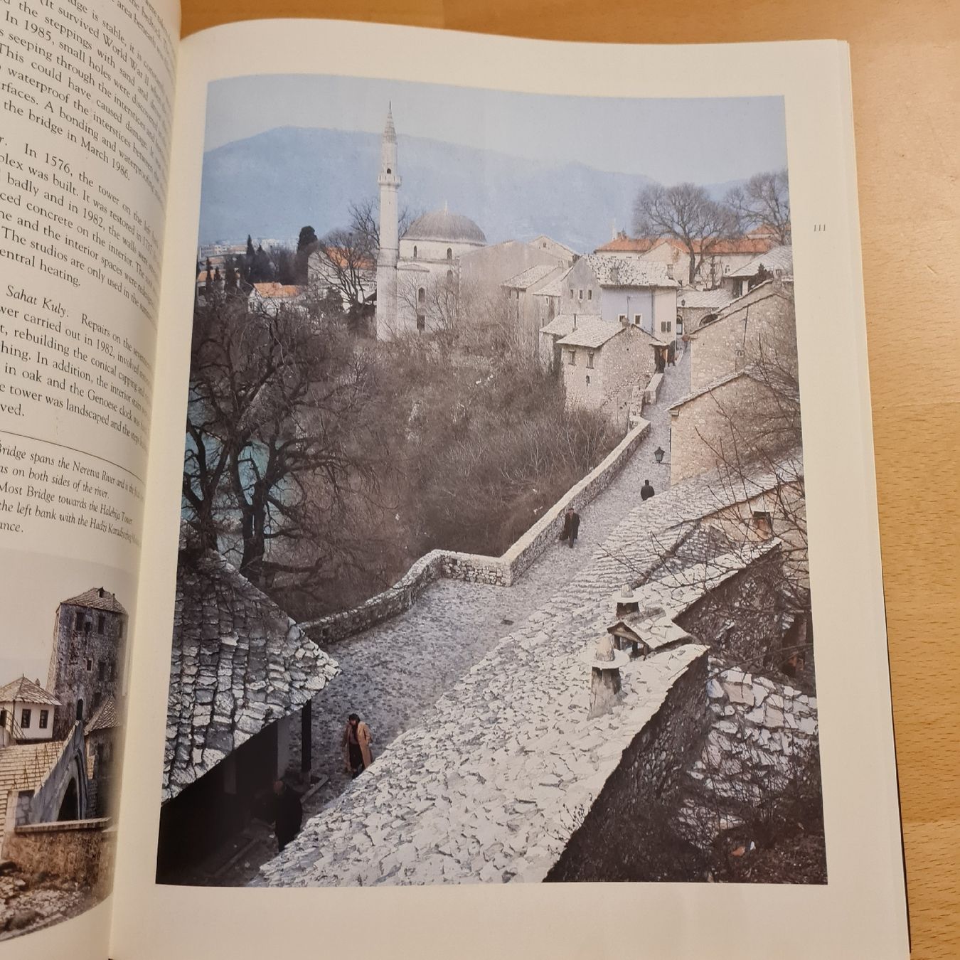 Bücher: Architektur in der islamischen Welt – Gebraucht aus Basel von Piscosour01 9