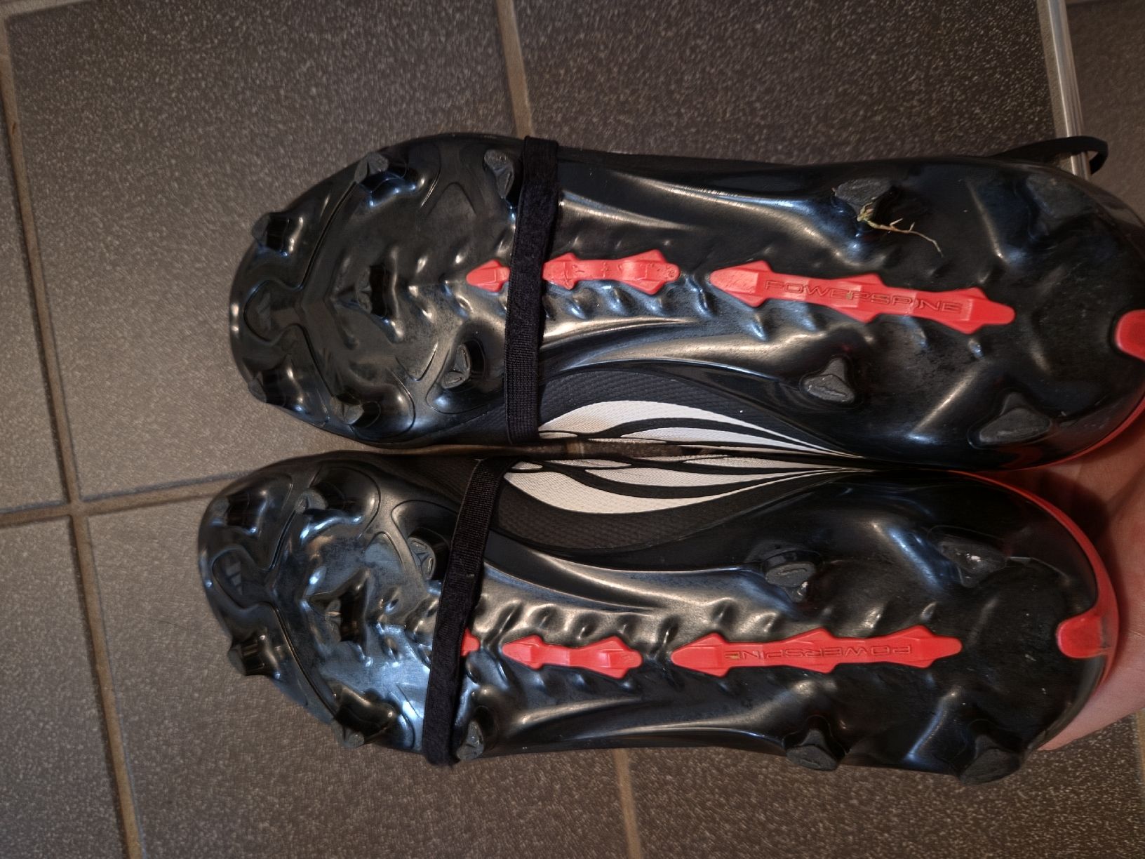Adidas Herrenschuhe: Fussballschuh – Neu (gemäss Beschreibung) aus Gossau SG von San-Galler-27 3