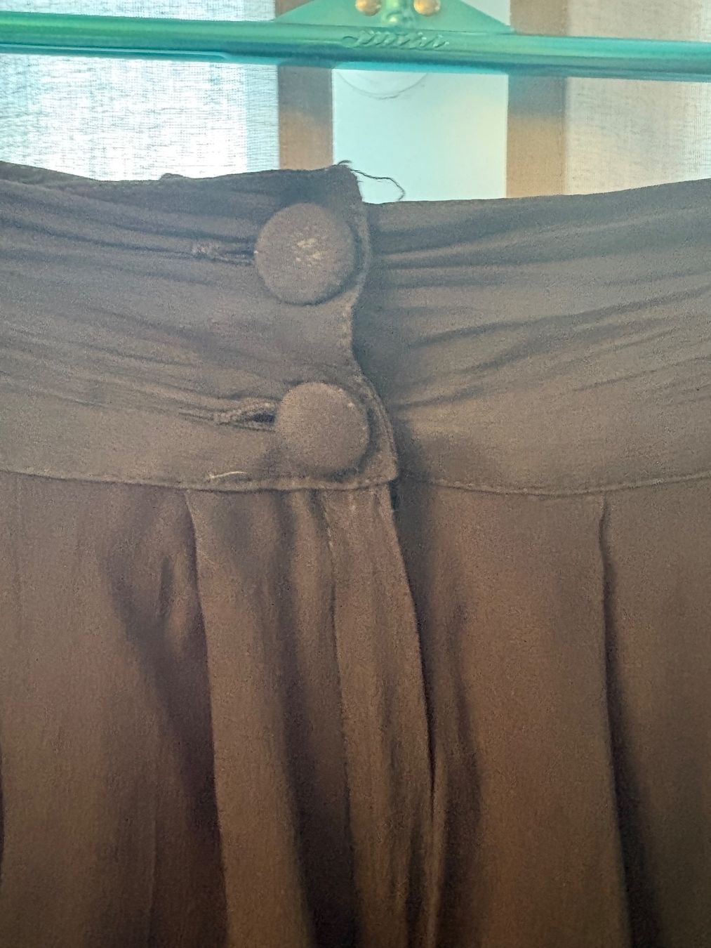 Pantaloni: Pantalon Culotte Noir Taille Haute Elégant – Usato da Lausanne venduto da milou201619 2