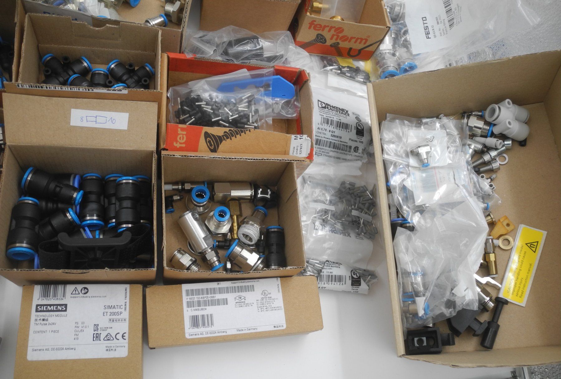 Elektronikbauteile: Festo Verschraubungen, Nr. 47b – Gebraucht aus Kottwil von Crazyrolf 2