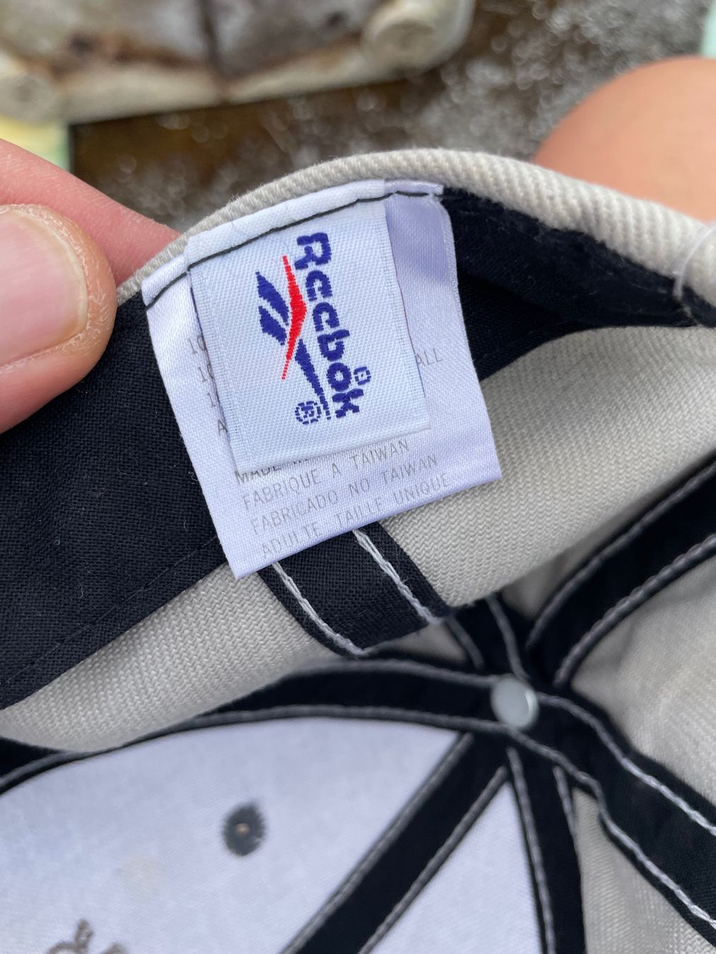Reebok Copricapi, berretti & cappellini: Vintage 90s Cap Reebok – Usato da Zürich venduto da le_souk 5