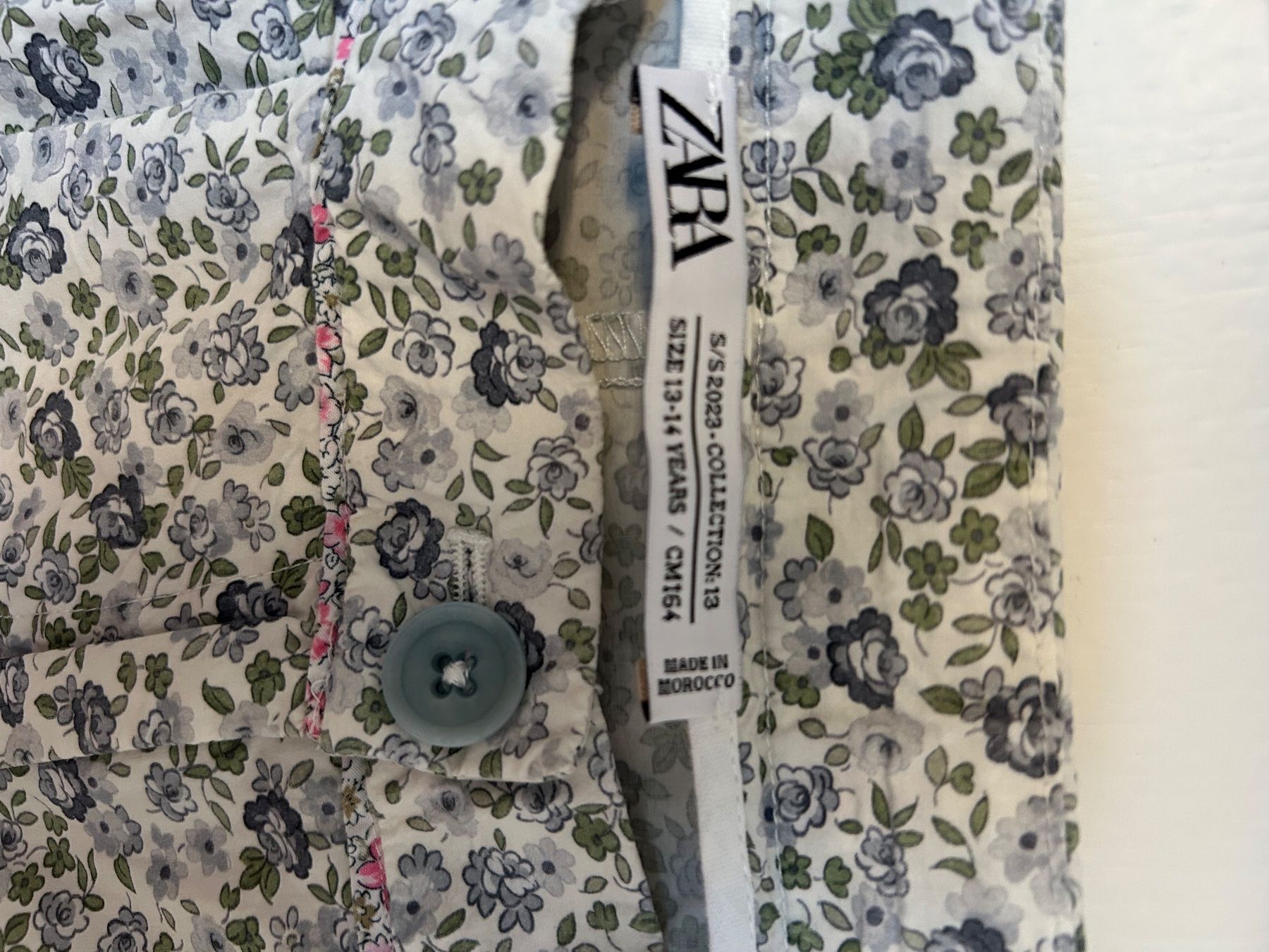Zara Pantaloni: Sommer-Shorts Mädchen Zara – Usato da Pfaffhausen venduto da Piokasz-78 2