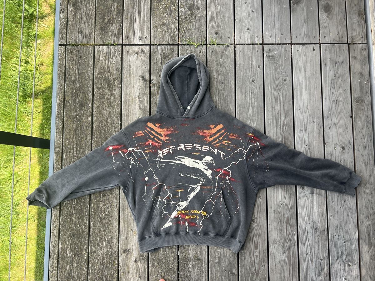 Represent Maglioni & Felpe: Represent Hoodie leave them all behind – Usato da Bürchen venduto da leo_66dc