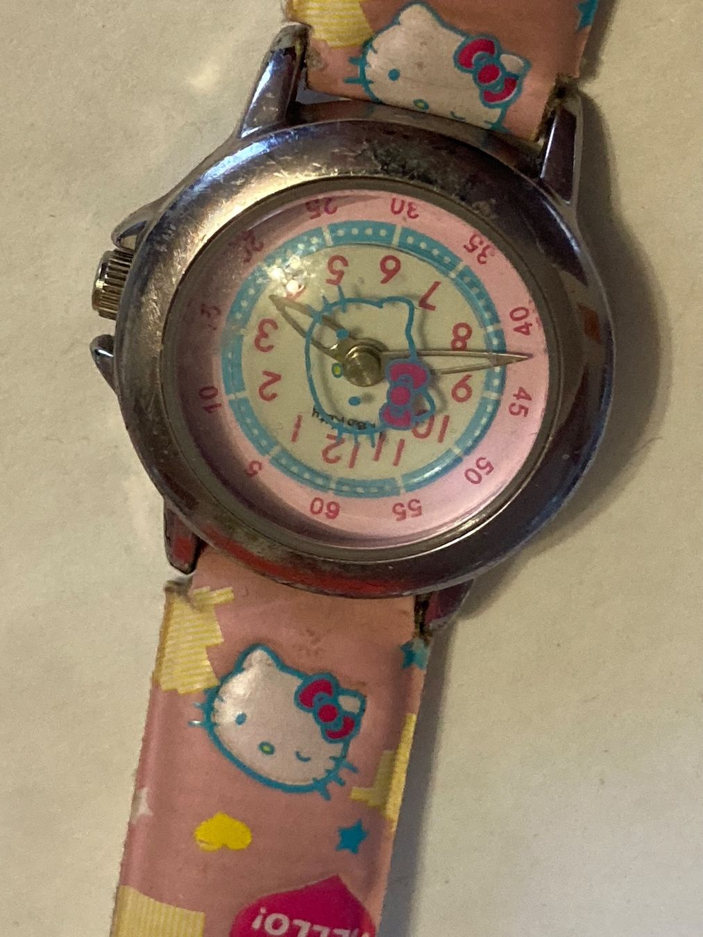 Uhren: Montre Hello Kitty enfant – Gebraucht aus Bassecourt von CALUMET-X