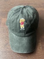 Coole olivgrüne Cap mit Bär-Motiv - Golf Edition