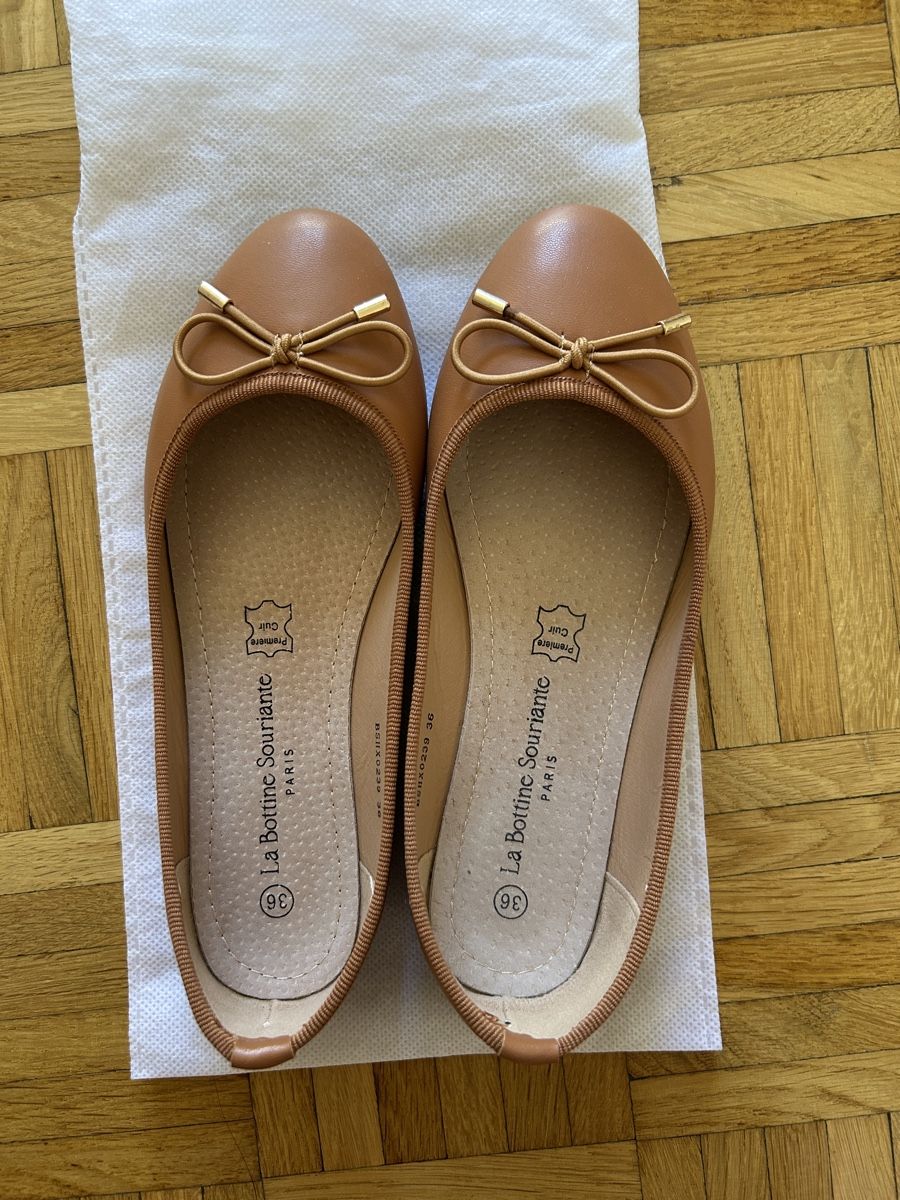 Scarpe da donna: Leather ballerinas - size 36 – Nuovo (secondo la descrizione) da Genève venduto da Shaaalll