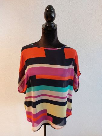 Wunderschöne Sommerbluse